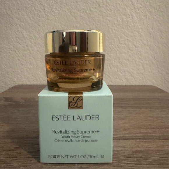 Estee Lauder Other - Estee Lauder Revitalizing Supreme+ Creme - full size